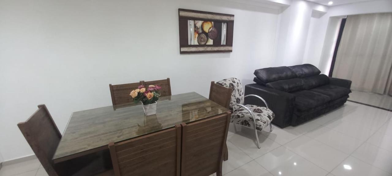 Apartamentos Ed London, Na Av Principal A Poucos Passos Das Termas Піратуба Екстер'єр фото